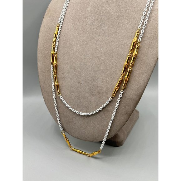 Vintage Signed TRIFARI Gold Tone and White Enamel Super Long Chain Necklace - Picture 7 of 10